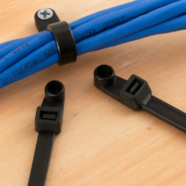 CABLE TIE BLANCO C/FIJACION (CHS-200MT)