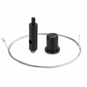 Kit C28231L07 de suspendio para perfiles negro con cable de 1.5 MT KLUS