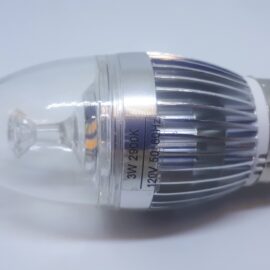 Bombillo 2900k 3w E-27 CANDELABRA 330LM LEV801